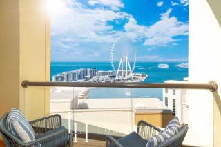 LUX The Dubai Eye Sea View Suite - 0