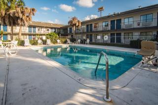 Motel 6-Ft. Pierce, FL - Fort Pierce - 1