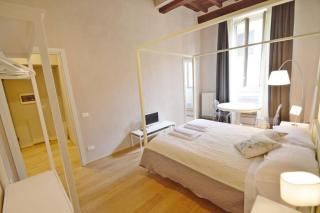 Keys of Italy - Albero 15 Small - Train station apartment for couples 2nd floor - Florence - 0