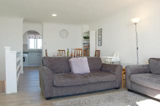 Sunny Side Up Beach House in Tywyn - 8