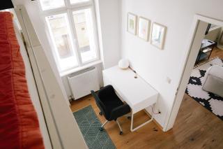 Enchanting 3-Room Oasis with Balcony - 1