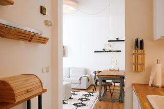 Enchanting 3-Room Oasis with Balcony - 6