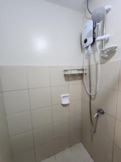 2BR NORTHPOINT CONDO Free Airport Pick up for 3 nights stay or more - Davao - 9