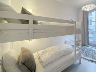 2BR Apartment in Heart of CPH City - 2