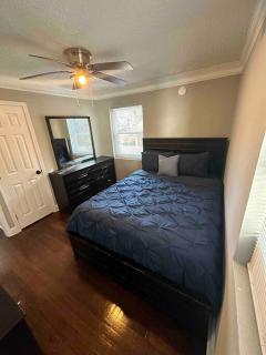 Luxury Bungalow Home Away From Home! - Atlanta - 3