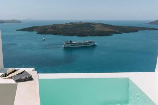 Luxury Grand Santorini Villa 3 Bedrooms Unforgettable Caldera Sea Views & Outdoor Hot Tub Fira - Fira - 8