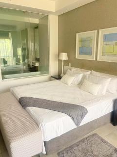 Love Luxe @ Sandton skye - 1