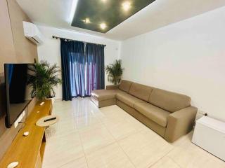 Cosy Home Close to the Sea, King-Size Bed - St Paul's Bay - 5