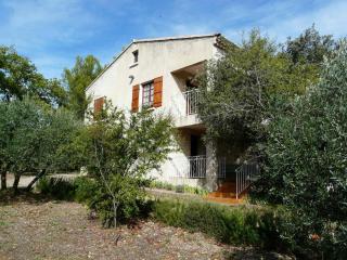 Spacious villa on two levels - 4
