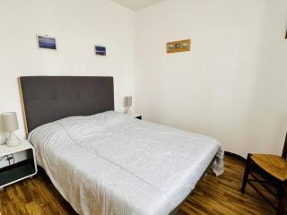 T2 calme avec terrasse, parking privatif, cuisine équipée, centre de Cambo-les-Bains - FR-1-495-112 - Cambo-les-Bains - 1