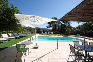 very beautiful villa with private pool in the luberon enjoying a magnificent view of the durance valley, located in puget – 10 people. - Puget - 8