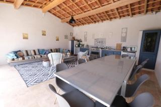 charming family house with private pool, near the center of arles, quiet, in the camargue natural park – 8 people - 5