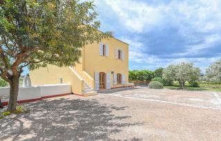 3 Bedroom Stunning Home In Mondragone - Mondragone - 1