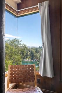 Lake Reflection Point Upscale Lake House 4 Bed and 4.5 Bath - 7