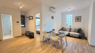 Pentelis Cozy apt in Paleo Faliro - 1