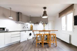 AkomodaT en apartamento luminoso junto al paseo de la ría - Bilbao - 8