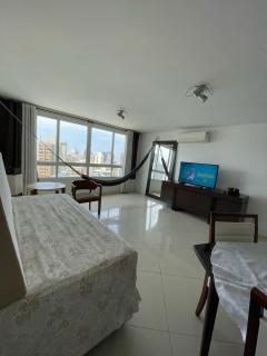 Apartamento no 20 piso com 90m2 e linda vista - Torres - 4