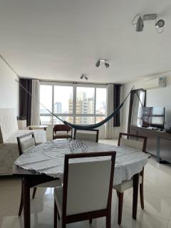 Apartamento no 20 piso com 90m2 e linda vista - Torres - 6