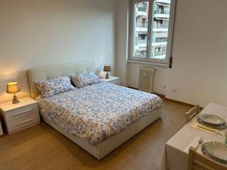 Blue's Place - Vicino Stazione Chiasso - Como - 4