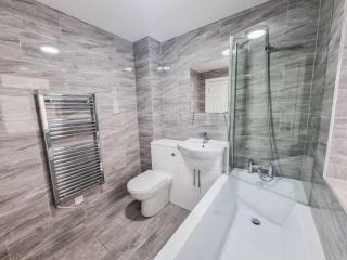 Elegant City Apt: 1-BR Luxury - 2