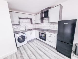 Elegant City Apt: 1-BR Luxury - Wolverhampton - 1