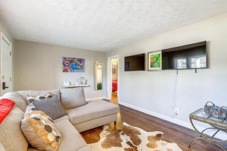 Pet-Friendly Georgia Retreat with Fire Pit and Porch! - 8