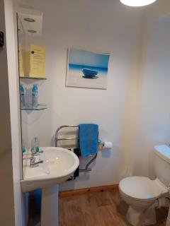 8 Firth Square - 5