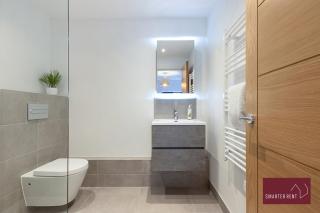 Modern 3 Bedroom Apartment - Wokingham - Wokingham - 1