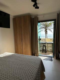 Flat frente mar no pero piscina halekai - Cabo Frio - 6