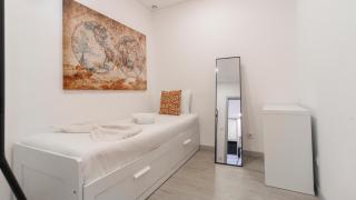 Delightful Bombarda Apartment by Unique Hosts - 4