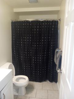 One bedroom with free parking - Schenectady - 5