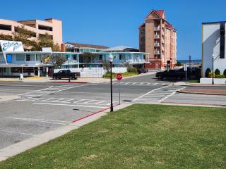 Eden Roc Apartments - Ocean City - 9