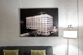 TWO Bold 2BR 2BA Apartments by CozySuites - Indianapolis - 3