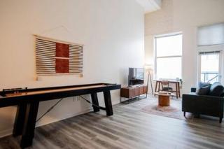 5BR CozySuites The Block with Direct Skybridge Access - Indianápolis - 7