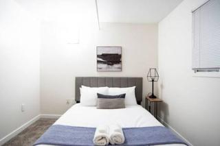 5BR CozySuites The Block with Direct Skybridge Access - Indianápolis - 3