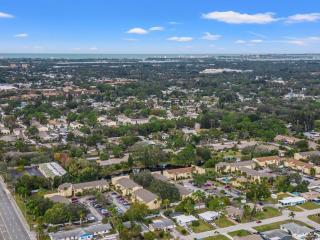 Cozy 2-Bedroom Condo in Prime Siesta Key Location - Sarasota - 2