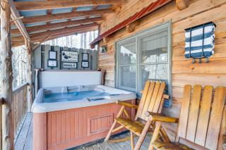 Quaint Dahlonega Cabin with Cavenders Creek Access! - 9