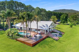 Whispering Pines Berry and Surrounds - Farmeadow - 0