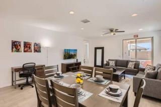 NEW - 5BR Home 20 min from Phoenix - AT - Avondale - 7