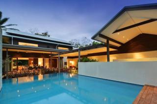 6 Beachfront Mirage - Luxury 4 Bedroom Home - Port Douglas - 0