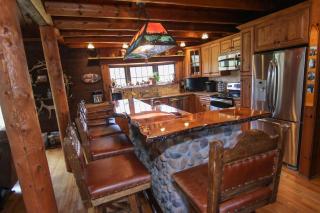 The Cozy Moose - - 1