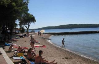 Apartments by the sea Banjol, Rab - 22362 - Rab - 5