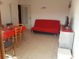Appartement T2 4 Pers. Proche Plage, Vue Montagnes, Terrasse - FR-1-776-24 - 9