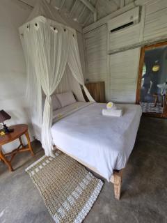The Layar Homestay - Nusa Penida - 8