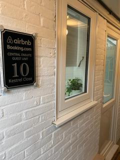Central ensuite guest unit with AC and free on-street parking - Brighton & Hove - 1