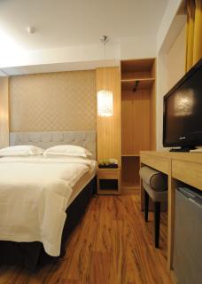 The Riverside Hotel Hengchun - 9