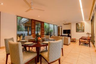 Aster by Hireavilla - 3BR w Private pool in Parra - Parra - 1