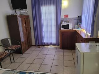Herb Garden Guesthouse - Colesberg - 7