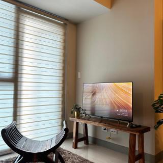 Uptown Parksuites Tower Two - BGC Taguig, Manila - Manila - 5