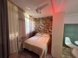 LOMA - Wifi, Centro a 200 metros, Playa a 850 metros, Nuevo, Tiendas a menos de 5 minutos - Torremolinos - 2